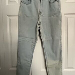 Women’s Light Gray Slim Jeans